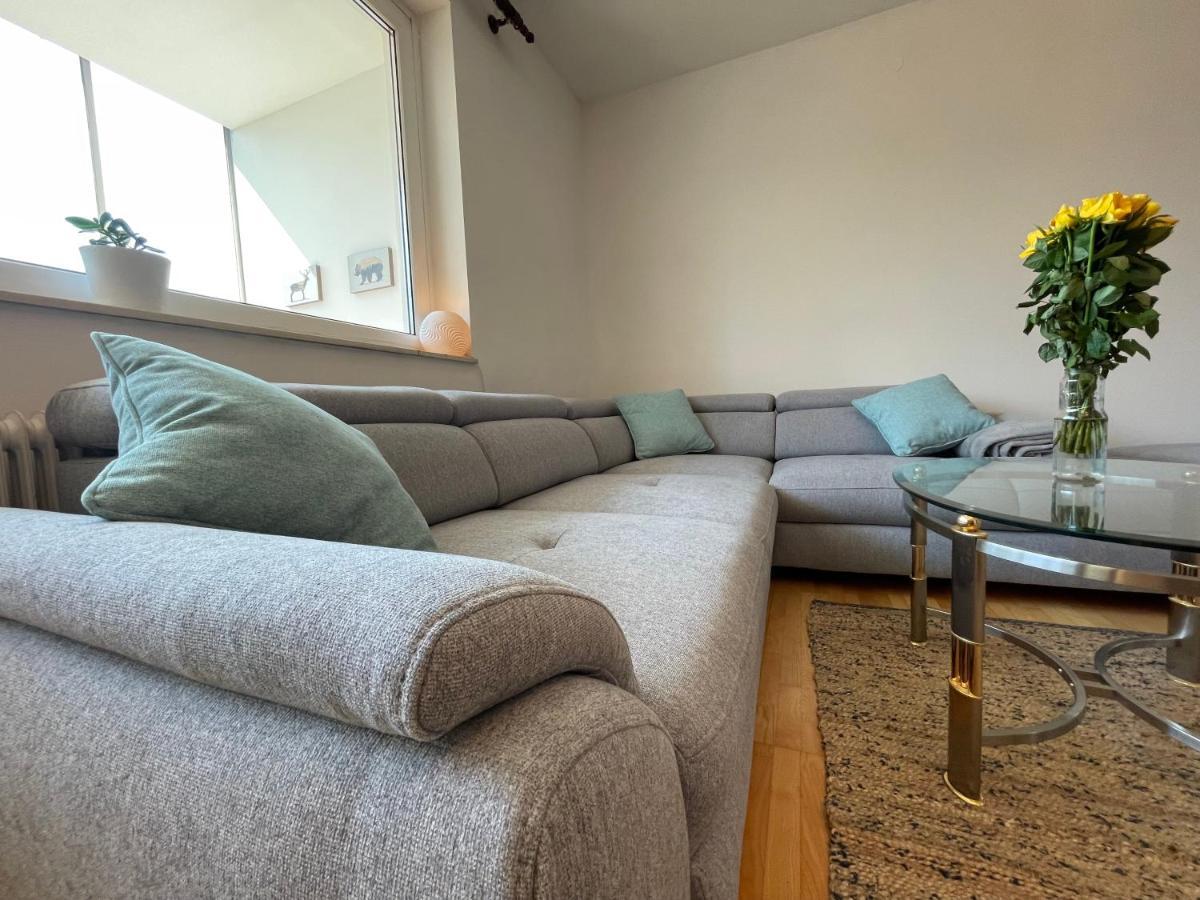 Spacious 3Bd Top Floor Flat Close To Lake 克拉根福 外观 照片